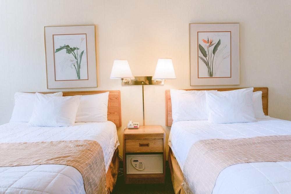 Riverfront Inn Роузберг Экстерьер фото